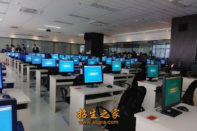 電子商務(wù)專業(yè)視角下的網(wǎng)絡(luò)設(shè)備銷售 機(jī)遇、挑戰(zhàn)與策略